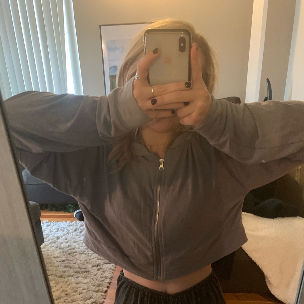Forever 21 cropped hoodie